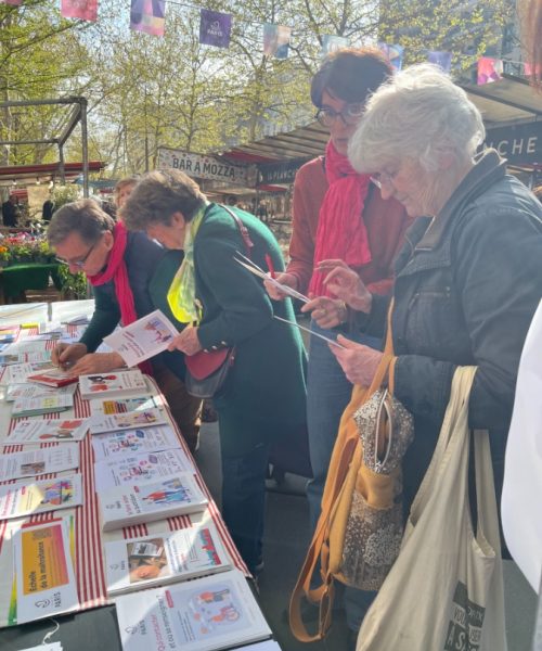 Stand sénior au marché daumesnil